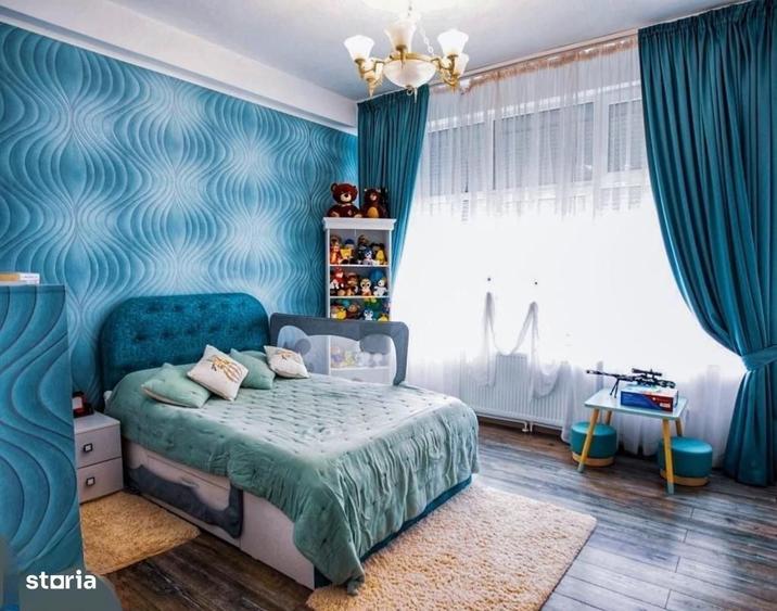 Casă cu 4 camere cu Teren 421 Mp în Central