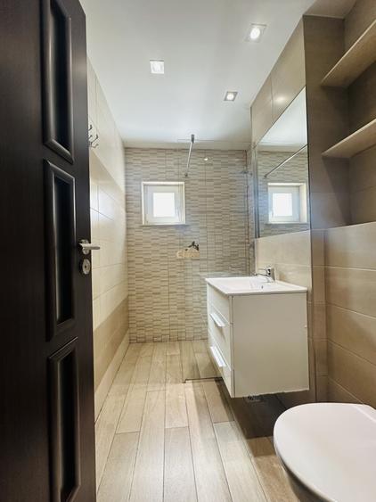 Apartament cu 3 camere semidecomandat, mobilat în Mănăștur
