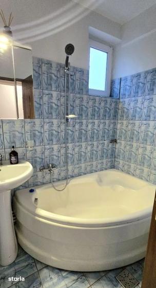 Apartament cu 4 camere, mobilat în Tăbăcărie