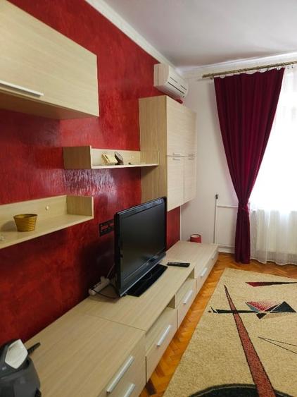 Casă individuală cu 3 camere cu Canalizare în Girocului