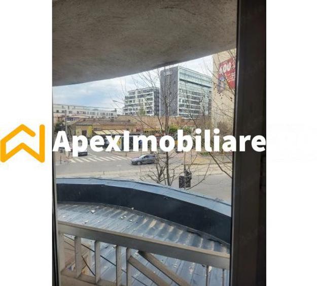 Spațiu comercial, de 51 mp, în Centrul Civic