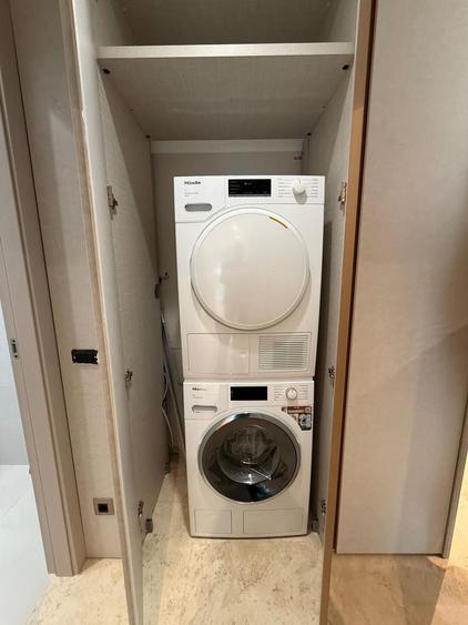 Apartament cu 4 camere în Iancu Nicolae