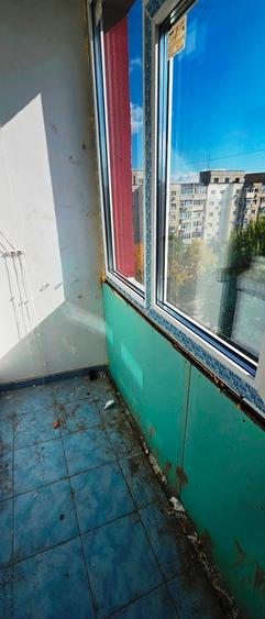 Apartament cu 2 camere semidecomandat în Brâncoveanu