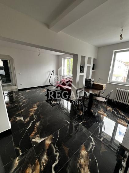 Apartament cu 2 camere semidecomandat în Ultracentral