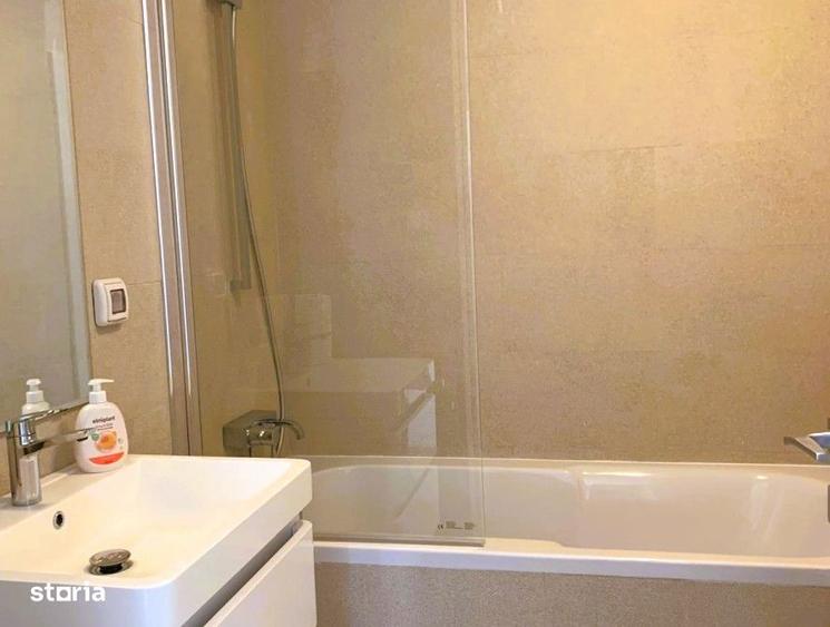 Apartament cu 3 camere decomandat în Victoriei