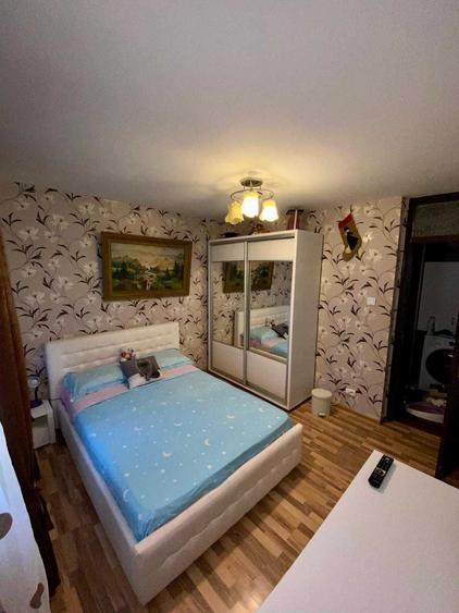 Apartament cu 3 camere decomandat în Popoveni