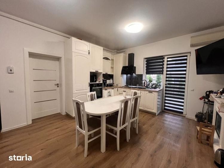 Apartament cu 3 camere în Săsar