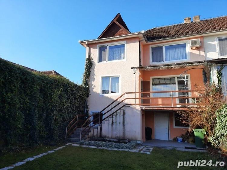 Casă cu 5 camere cu Teren 1124 Mp în Recaș