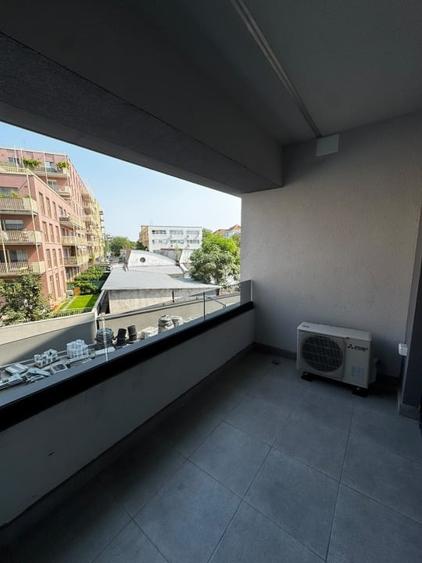 Apartament cu 2 camere decomandat în Bucureștii Noi