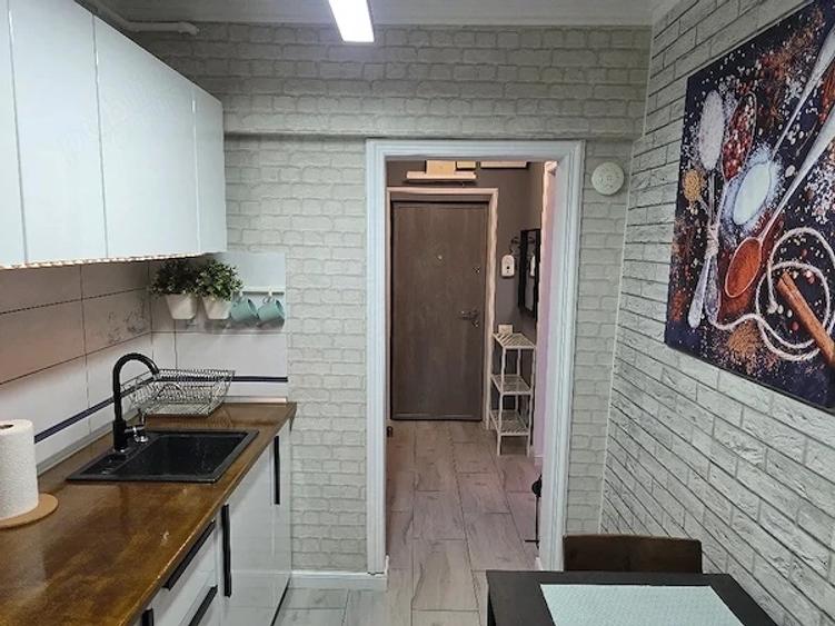 Apartament cu 2 camere semidecomandat în Tudor Vladimirescu