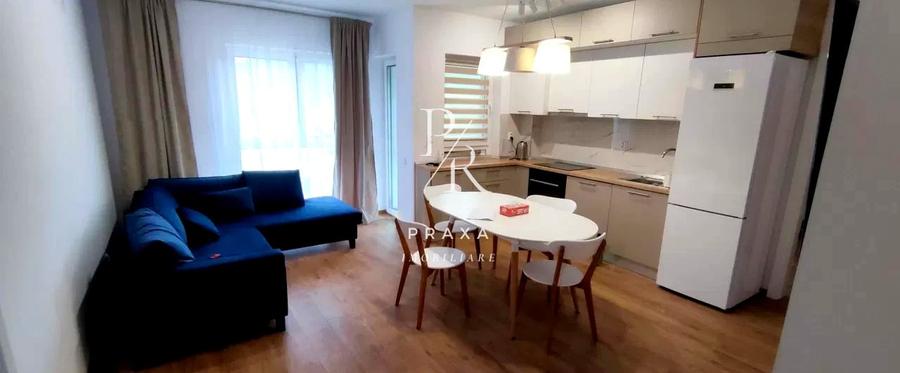 Apartament cu 3 camere semidecomandat, mobilat în Florești