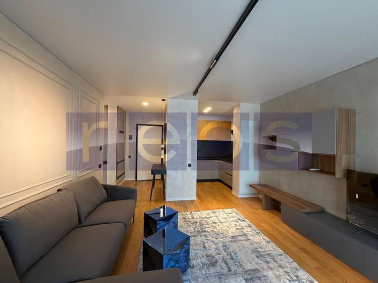 Apartament cu 2 camere, mobilat în Barbu Văcărescu