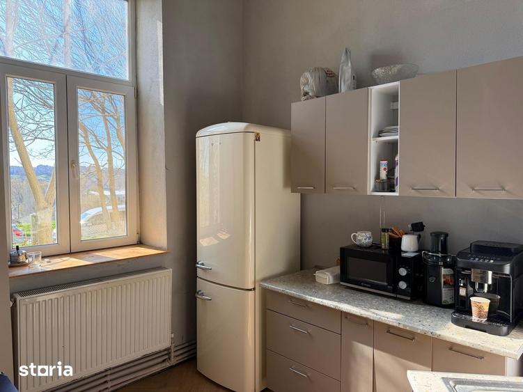 Apartament cu 5 camere în Peninsula