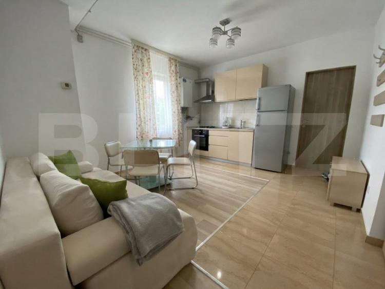 Apartament cu 2 camere semidecomandat în Calea Turzii