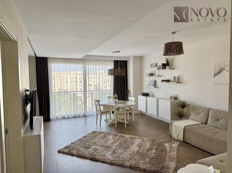 Apartament cu 2 camere semidecomandat, mobilat în P-ța Alba Iulia