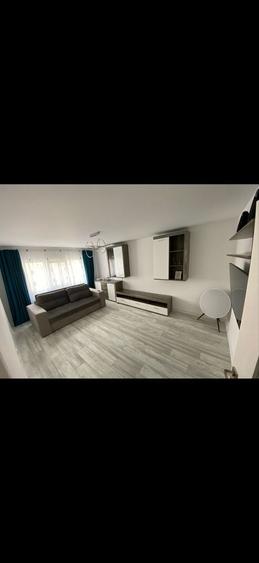Apartament cu 2 camere decomandat în Rovine