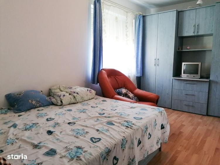 Apartament cu 2 camere în Micro 15