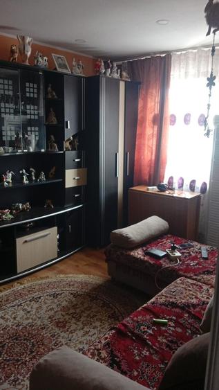 Apartament cu 3 camere în Petros