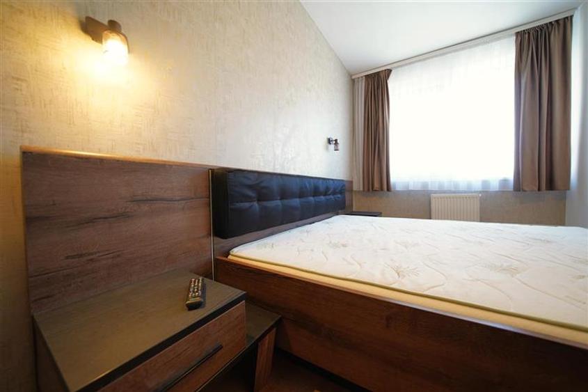 Apartament cu 2 camere decomandat în Decebal