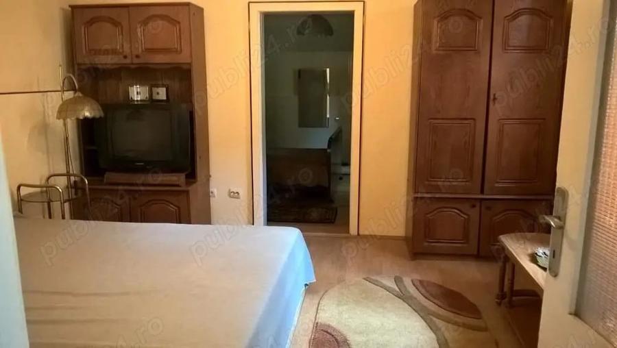Casă cu 5 camere cu Teren 767 Mp în Buziașului