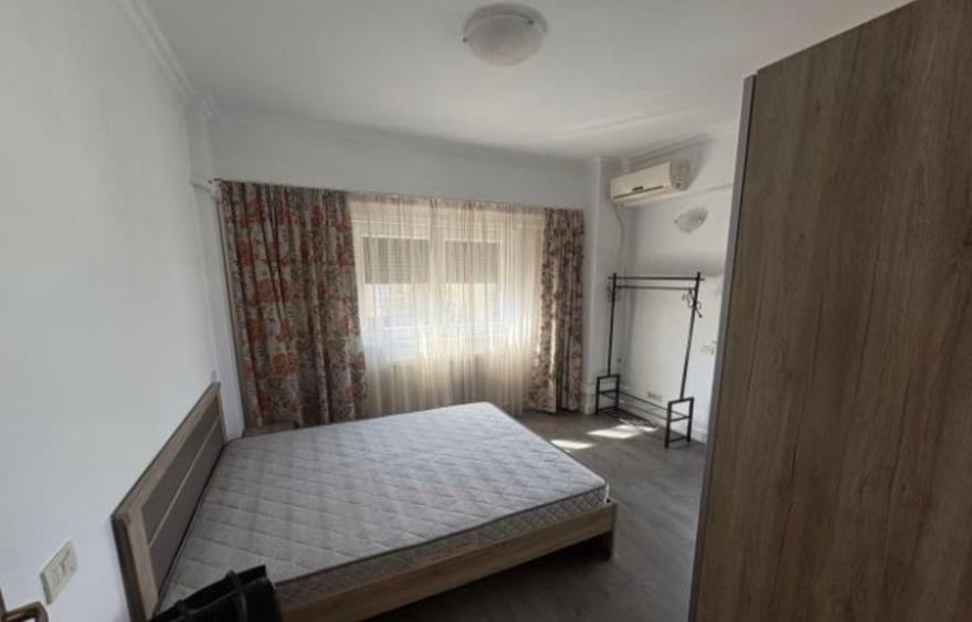 Apartament cu 3 camere decomandat în Grozăvești