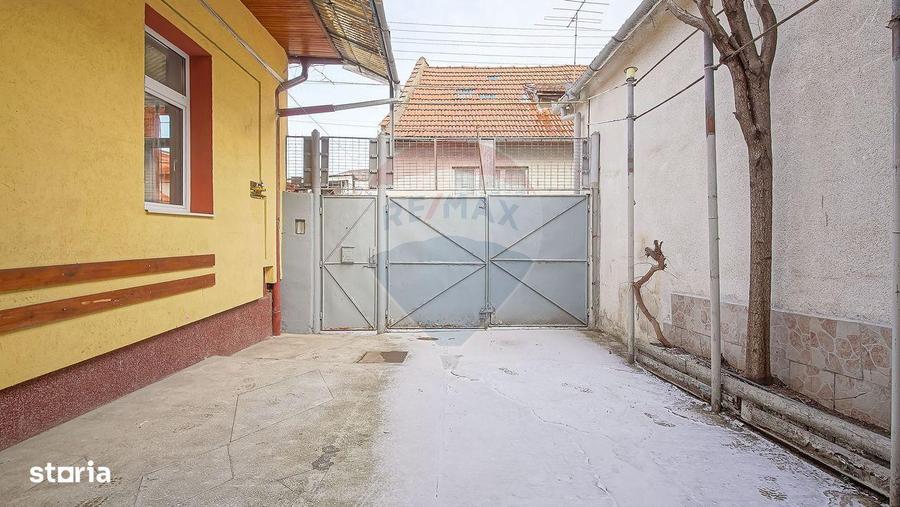 Casă cu 3 camere cu Teren 149 Mp în Centrul Istoric