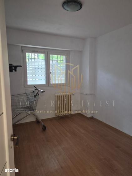 Apartament cu 3 camere în Tineretului — fotografia 3