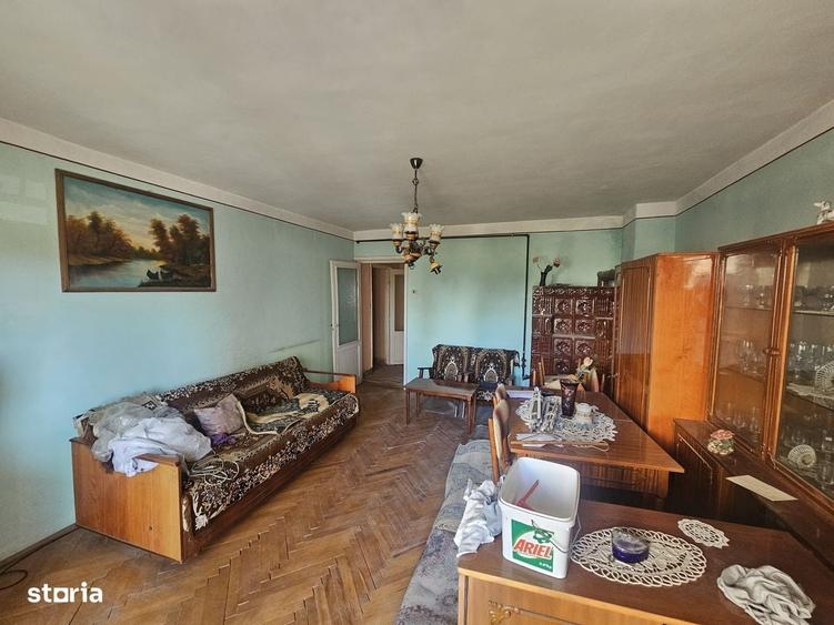 Apartament cu 2 camere decomandat în Carpați 2