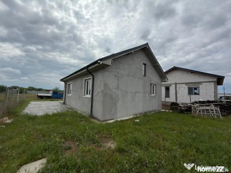 Casă cu 3 camere cu Teren 314 Mp în Central
