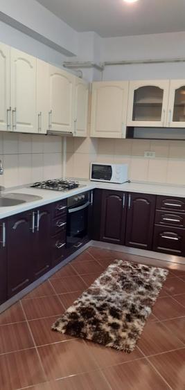 Apartament cu 2 camere semidecomandat în Militari