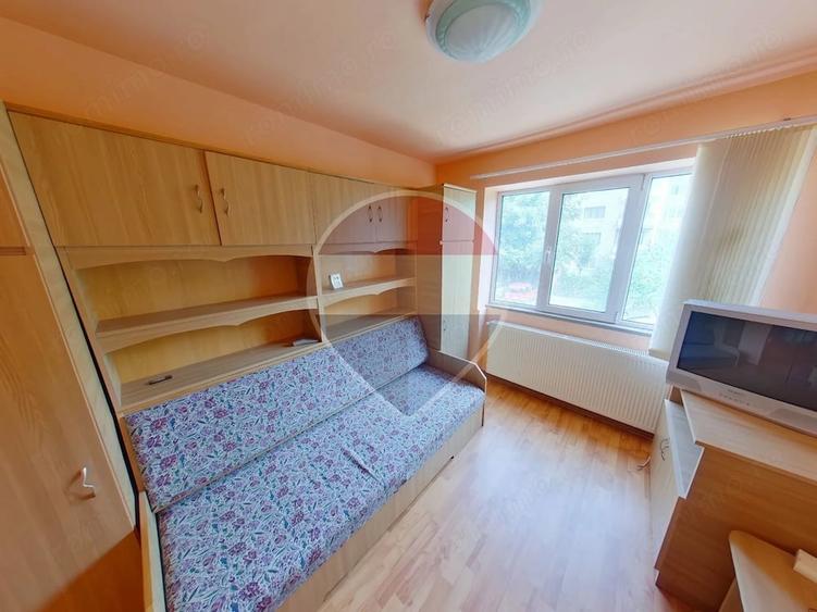 Apartament cu 4 camere în Central