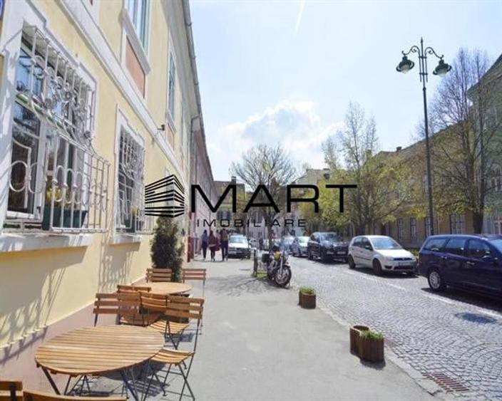 Apartament cu 2 camere semidecomandat în Ultracentral