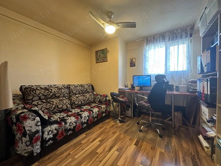 Apartament cu 3 camere decomandat în Ultracentral