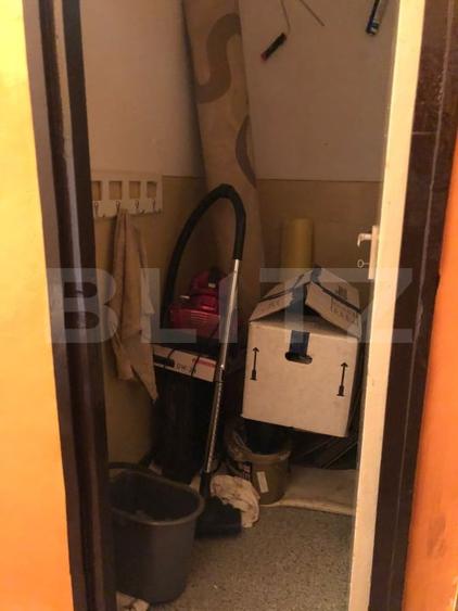 Apartament cu 2 camere semidecomandat, mobilat în Carei