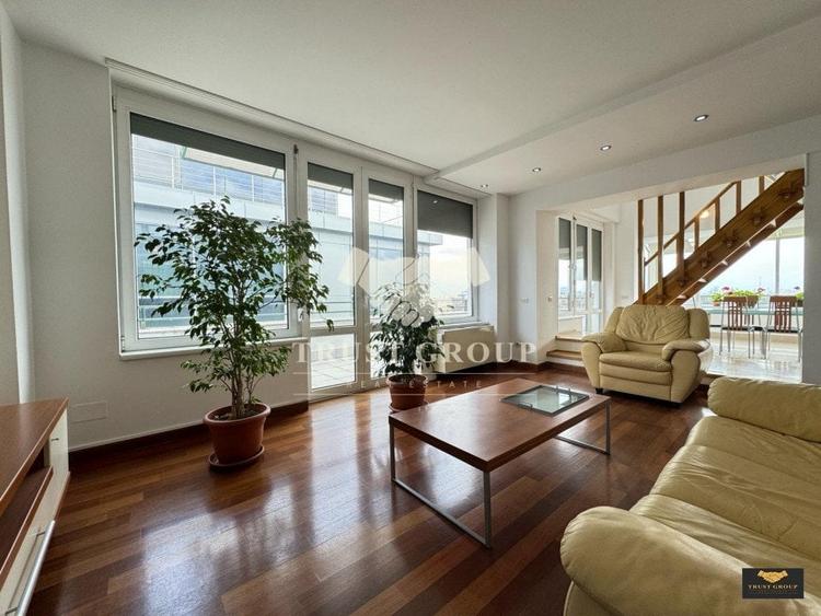 Penthouse cu 3 camere decomandat, mobilat în Arcul de Triumf