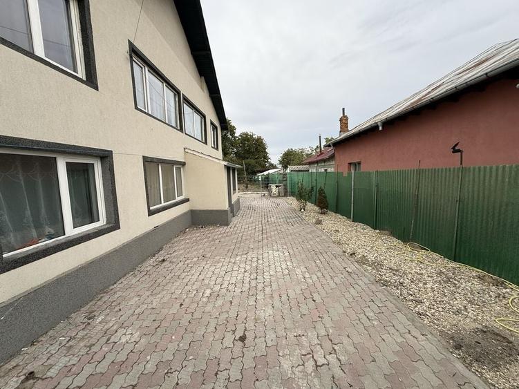 Casă cu 4 camere în Slobozia