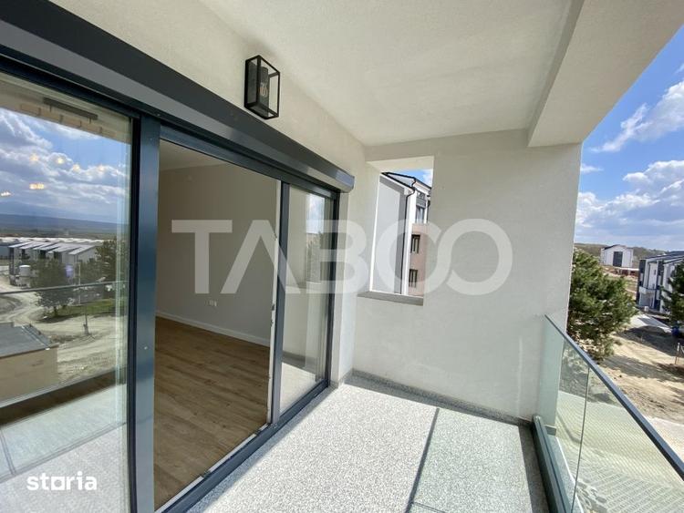 Apartament cu 3 camere decomandat în Cristian