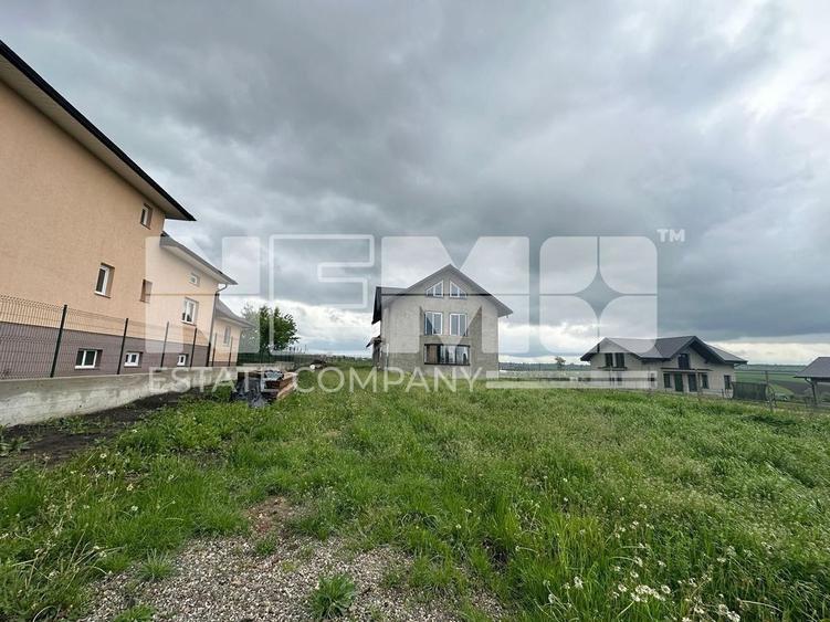Casă cu 5 camere cu Teren 2300 Mp în Moara