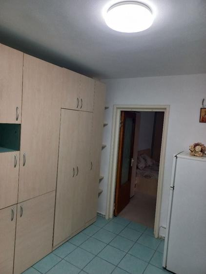 Garsonieră decomandată în Drumul Taberei