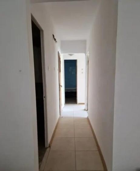 Apartament cu 3 camere decomandat în Dristor