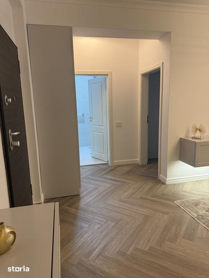 Apartament cu 2 camere decomandat în Exterior Vest