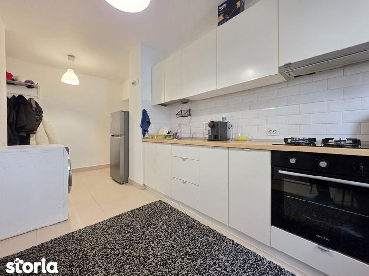 Apartament cu 3 camere, mobilat în Văcăresti