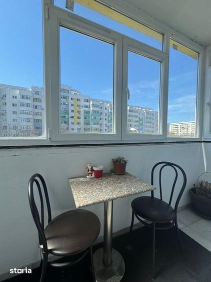 Apartament cu 4 camere decomandat, mobilat în Ferentari