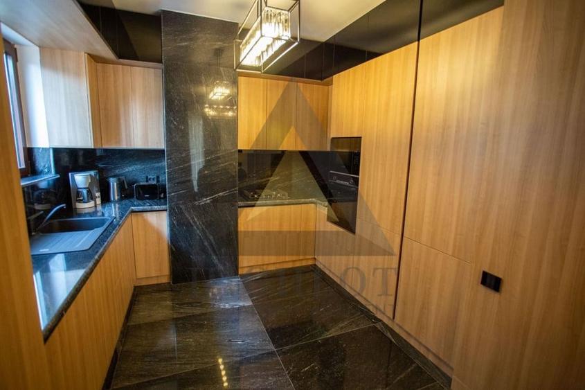 Apartament cu 4 camere decomandat, mobilat în Herăstrău