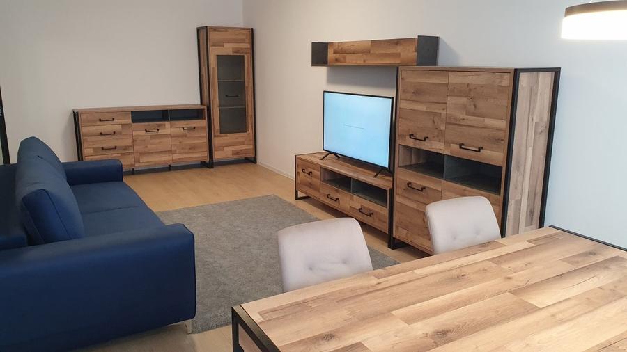 Apartament cu 3 camere decomandat, mobilat în Bucureștii Noi