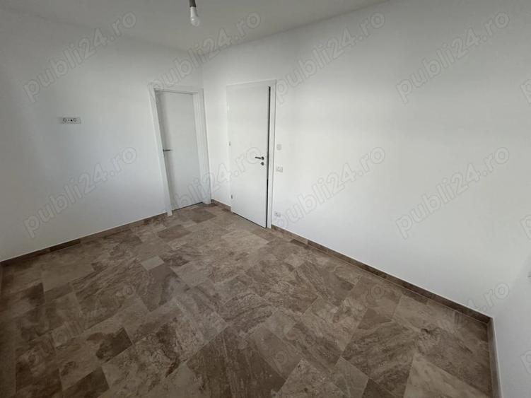 Casă cu 4 camere cu Teren 315 Mp în Moșnița Veche