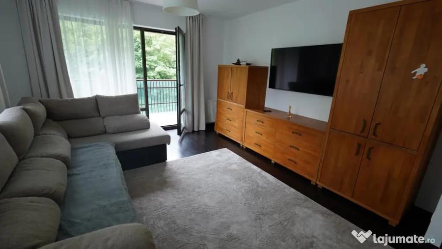 Apartament cu 2 camere decomandat în Exterior Vest