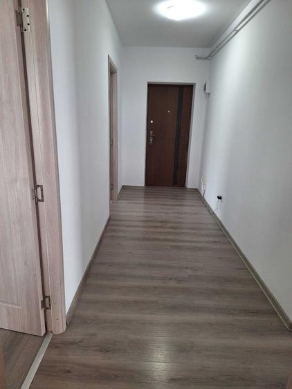 Apartament cu 3 camere decomandat în Burdujeni