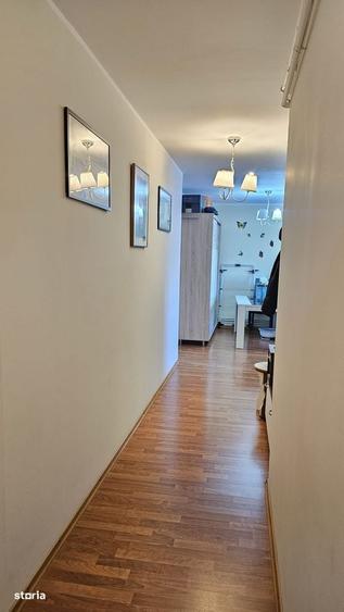 Apartament cu 2 camere în Micro 20
