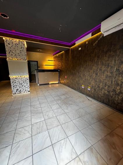 Spațiu comercial, de 80 mp, în Central